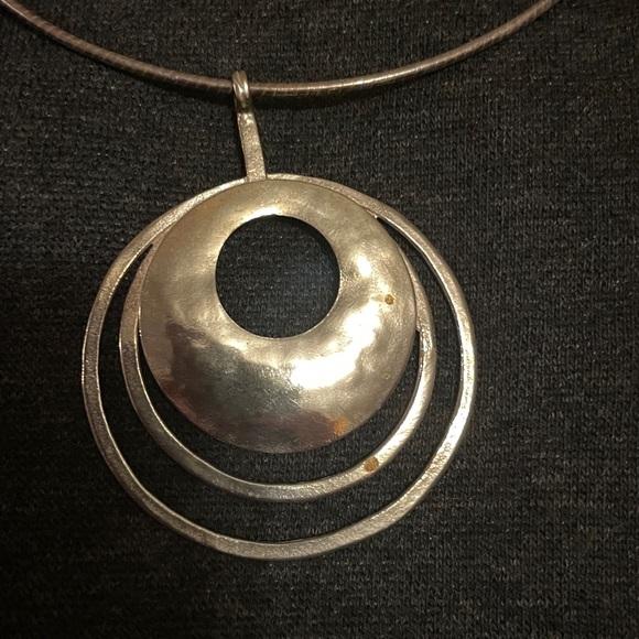 Silpada full circle necklace - Picture 2 of 4